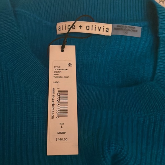 NWT ALICE+OLIVIA CAPRICE CREWNECK DROP SHOULDER PULLOVER - Picture 3 of 4